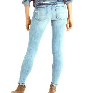 American eagle light wash jeans